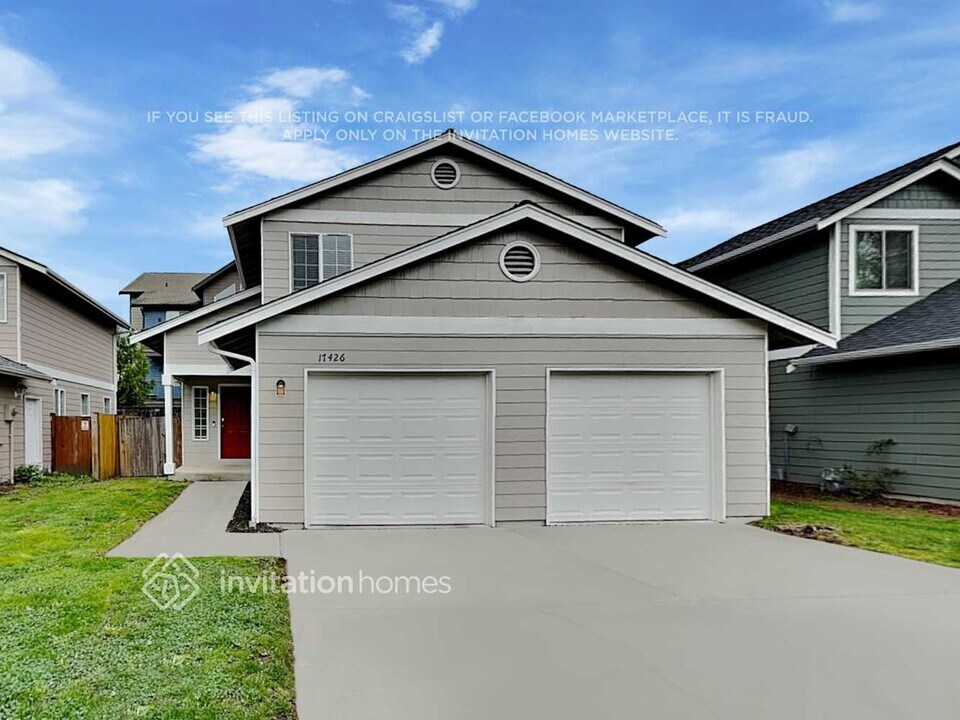 17426 27th Ave NE in Marysville, WA - Building Photo