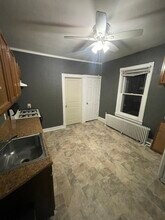 145 Oneil St, Unit 145 Oneil Street Apt 2 in Kingston, NY - Foto de edificio - Building Photo