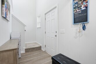 17 Crown Ct in Richmond Hill, GA - Building Photo - Building Photo