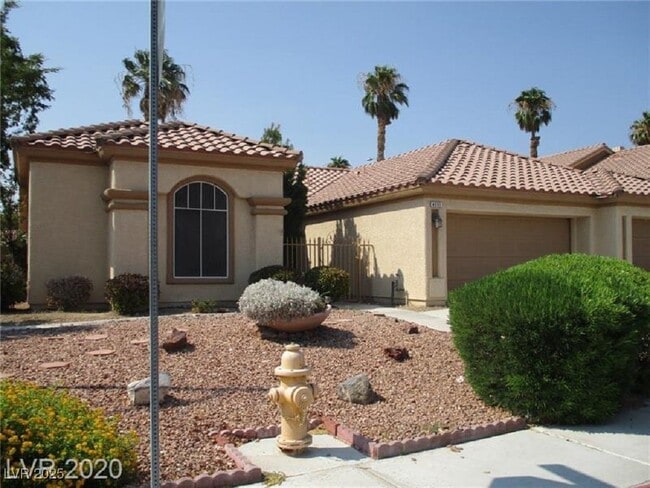 property at 4601 Savin Cir