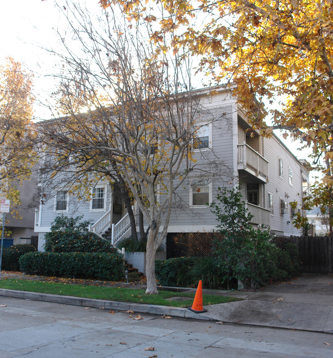 11262 La Maida St in North Hollywood, CA - Building Photo - Building Photo