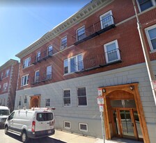 11 Aberdeen St, Unit 6 in Boston, MA - Building Photo