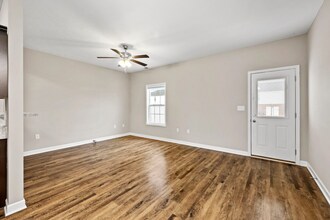 730 Village Creek Dr in Bowling Green, KY - Building Photo - Building Photo