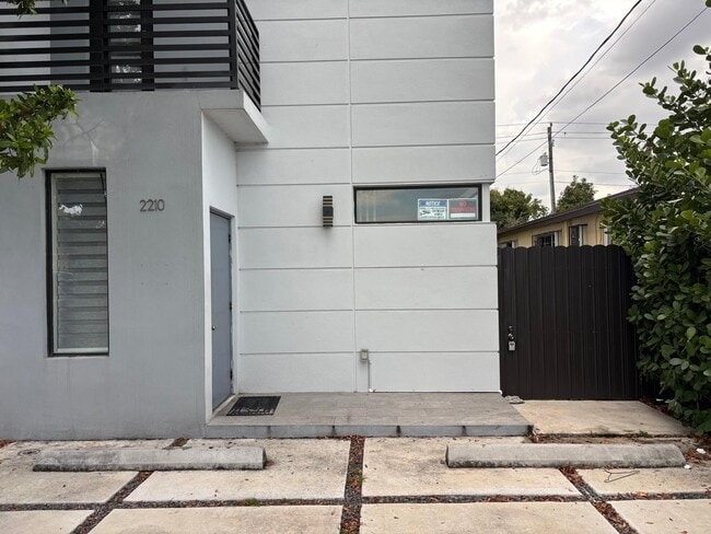 property at 2208 W 5th Way