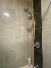 4956 W Nelson St, Unit 1 in Chicago, IL - Building Photo - Building Photo