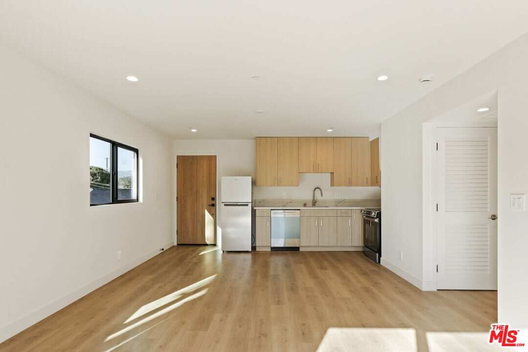 2836 Marsh St in Los Angeles, CA - Building Photo