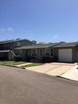 2340 Ocean St in Carlsbad, CA - Building Photo
