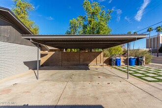 936 W Rio Salado Pkwy in Mesa, AZ - Building Photo - Building Photo