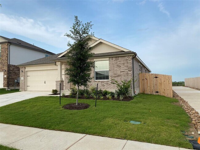 1400 Pickerel St in Leander, TX - Foto de edificio - Building Photo