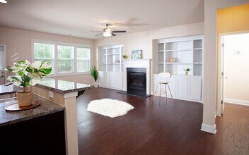 1113 Dayton Dr in Smyrna, GA - Building Photo - Building Photo