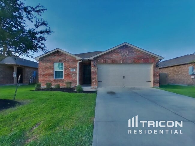 317 Summer Horse Dr