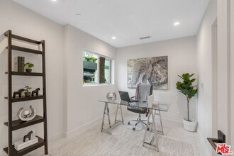 853 1/2 N Detroit St in Los Angeles, CA - Building Photo - Building Photo