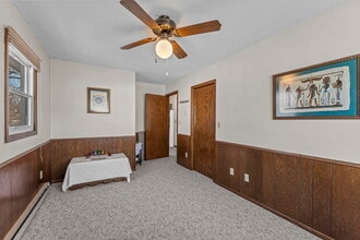 4214 Xenia Ave N in Robbinsdale, MN - Building Photo - Building Photo