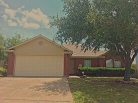 7014 Cadillac Blvd in Arlington, TX - Building Photo