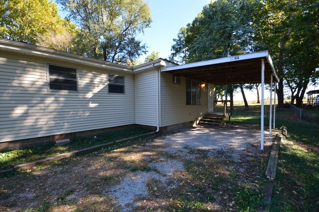 1788-1788 W Grapevine Dr in Ozark, MO - Building Photo - Building Photo