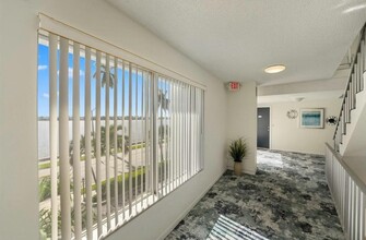 1601 S Flagler Dr in West Palm Beach, FL - Building Photo - Building Photo