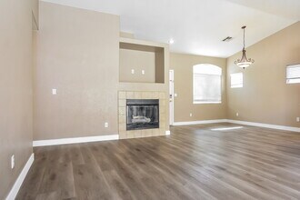 3830 Canary Creek Ave in North Las Vegas, NV - Building Photo - Building Photo