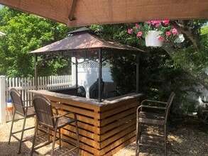 270 N Sea Dr in Southold, NY - Building Photo - Building Photo