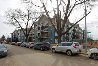 Scona Gardens in Edmonton, AB - Building Photo - Primary Photo