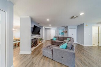 14414 91st Ave N in Seminole, FL - Building Photo - Building Photo