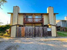 3001 Lake Rd, Unit # C in Killeen, TX - Building Photo