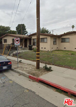 521 S Lake St in Burbank, CA - Building Photo - Building Photo