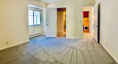 3033 Kaiser Dr, Unit C in Santa Clara, CA - Building Photo - Building Photo