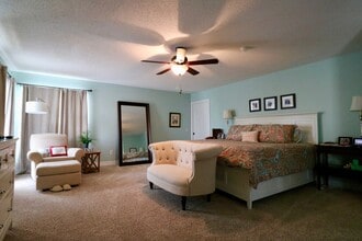 808 Vanderbilt Ave in Virginia Beach, VA - Building Photo - Building Photo