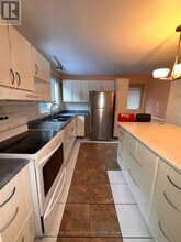 19 Brydon Ct in Ottawa, ON - Building Photo - Building Photo