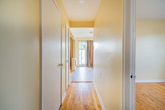 411 Av. Copernic in Laval, QC - Building Photo - Building Photo