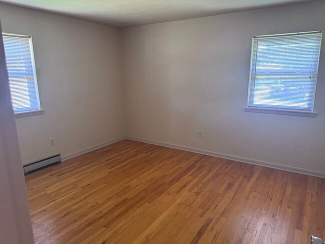 property at 423 E 12th St
