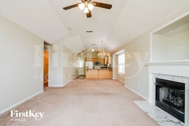 138 Village Dr in Calera, AL - Building Photo - Building Photo