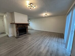 8110 E 16th Ave in Anchorage, AK - Building Photo - Building Photo
