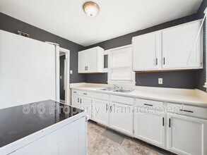 3354 Jackson Ave in Kansas City, MO - Building Photo - Building Photo