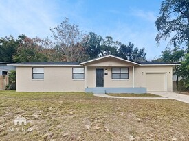 10535 Jolynn Rd in Jacksonville, FL - Building Photo