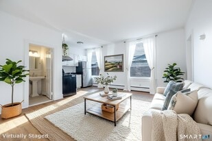 406 Main St in Ridgefield, CT - Building Photo