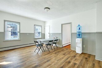 68 Division St in Lincoln, RI - Building Photo - Building Photo