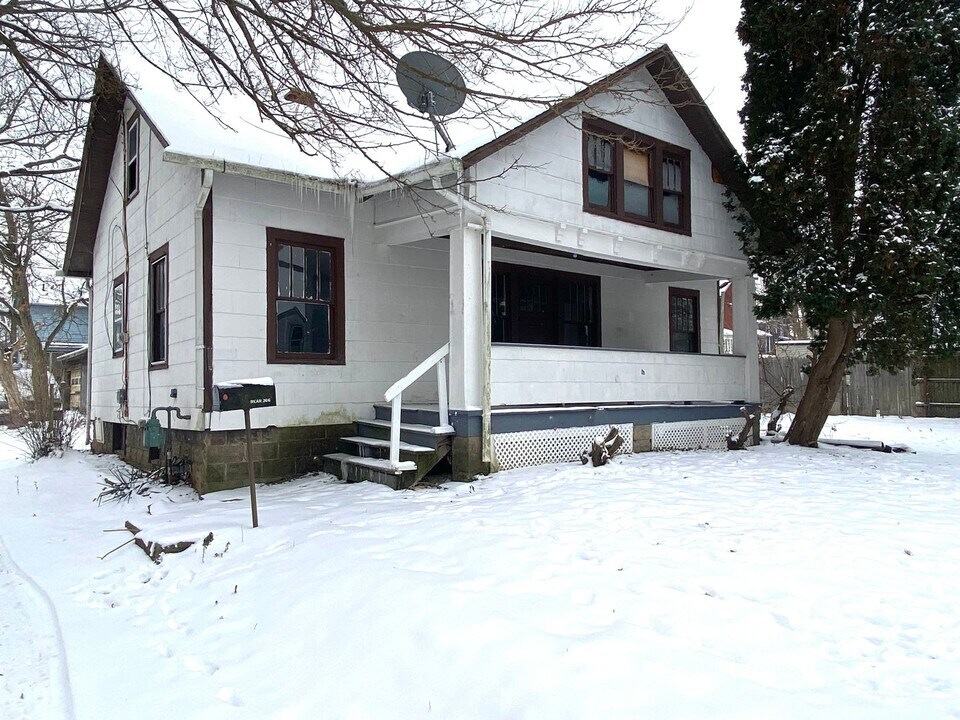 366 Fair St in Mansfield, OH - Foto de edificio