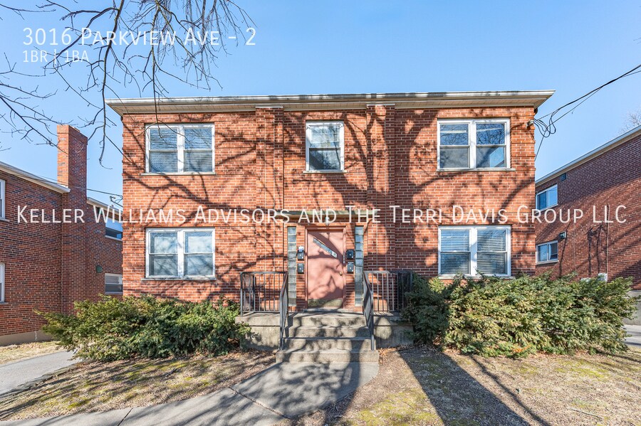 3016 Parkview Ave in Cincinnati, OH - Building Photo