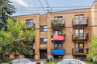 160 Rose-De-Lima Rue in Montréal, QC - Building Photo