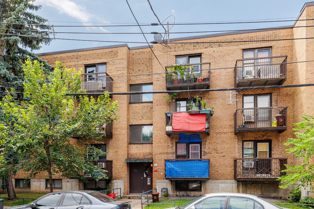 160 Rose-De-Lima Rue in Montréal, QC - Building Photo