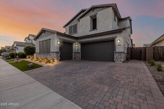 21160 E Mayberry Rd in Queen Creek, AZ - Foto de edificio - Building Photo