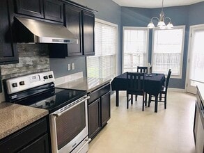 669 Cielo Vista Rd in Lexington, KY - Foto de edificio - Building Photo