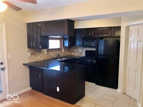 496 E 10th St in Indianapolis, IN - Building Photo - Building Photo
