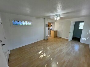 1934 SE 138th Ave in Portland, OR - Building Photo - Building Photo