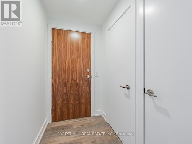 170-170 Chiltern Hill Rd in Toronto, ON - Building Photo - Building Photo