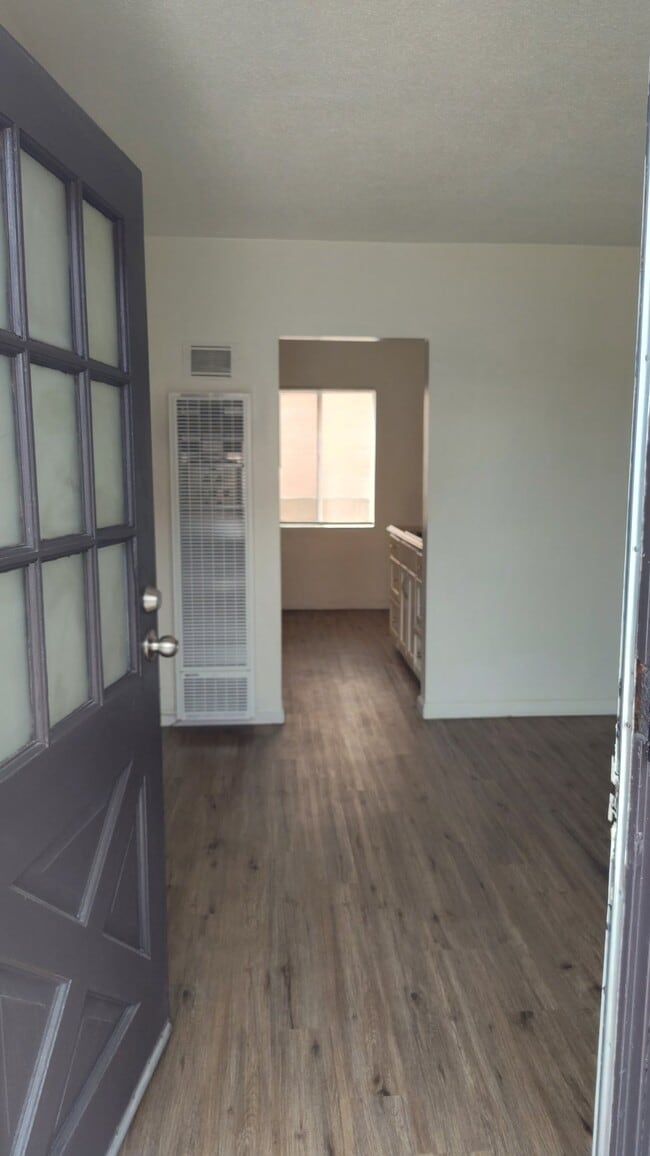 8123 Otis St, Unit downstairs unit