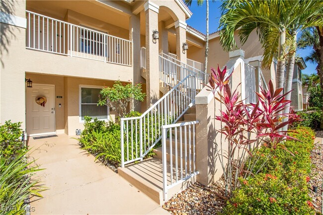 6496 Huntington Lakes Cir in Naples, FL - Building Photo - Building Photo