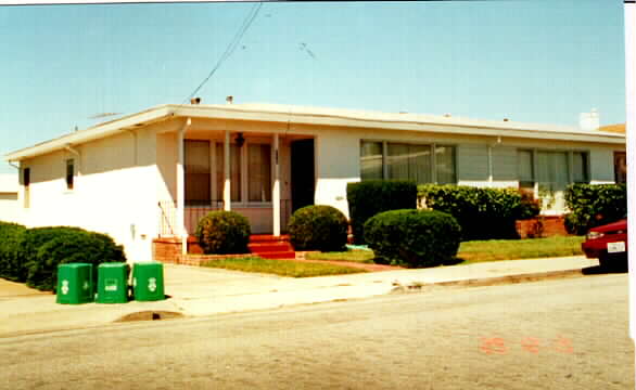 439 41st St in Richmond, CA - Building Photo - Building Photo