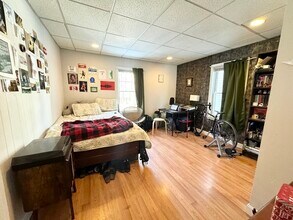 105 Buttonwood St in Boston, MA - Building Photo - Building Photo